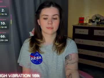 cutie_mili stream poster