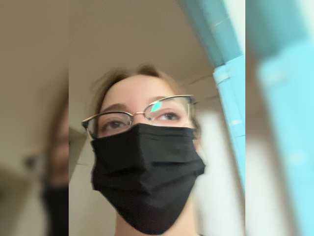 KarYY1 stream poster